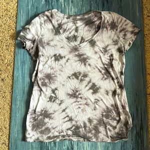 PINK Small white/grey/black tie dye T-shirt